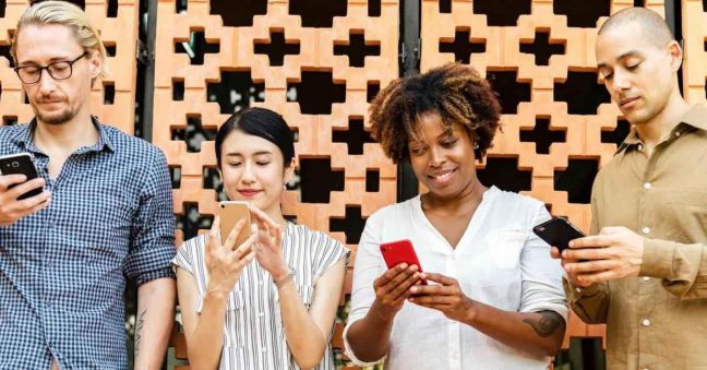 How Early Career Life Scientists Can Use Social Media Effectively