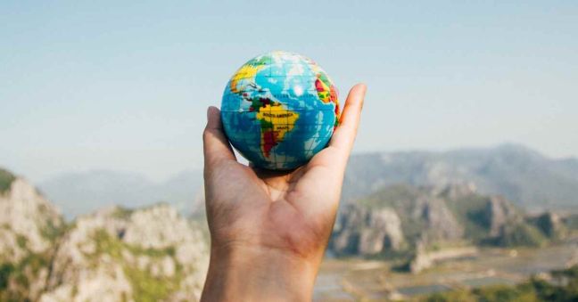 Should I do an Internship Abroad? The Whys and Why Nots